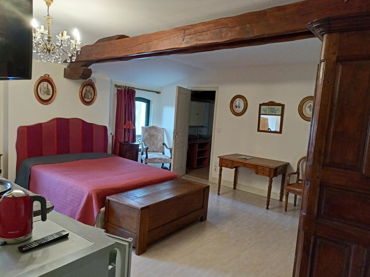 Bed and Breakfast Au Fond De La Cour Veyre-Monton Zewnętrze zdjęcie