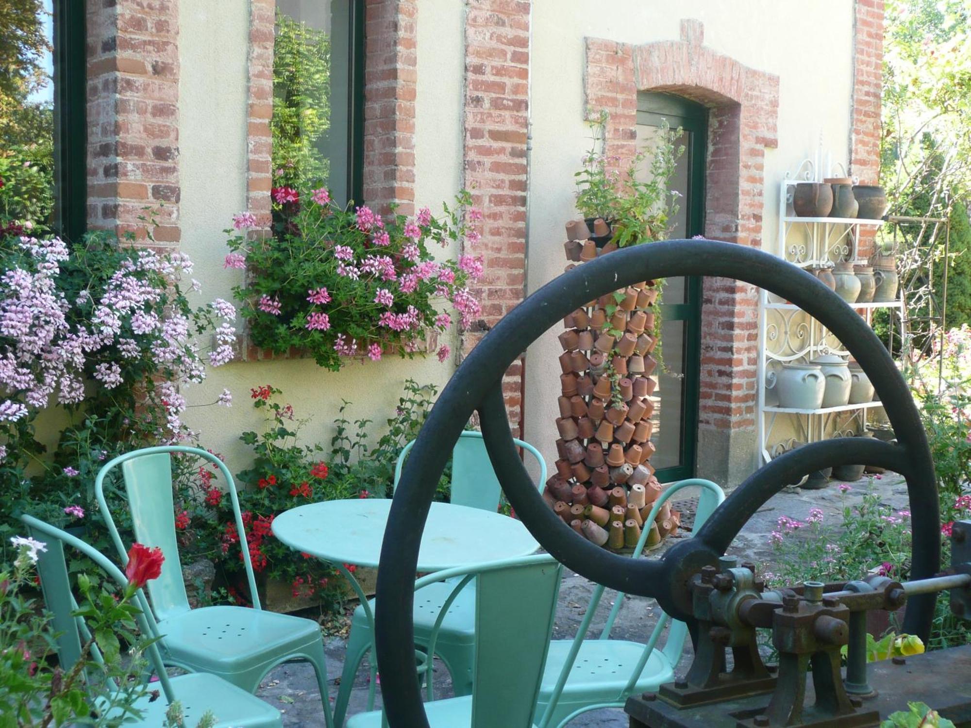 Bed and Breakfast Au Fond De La Cour Veyre-Monton Zewnętrze zdjęcie