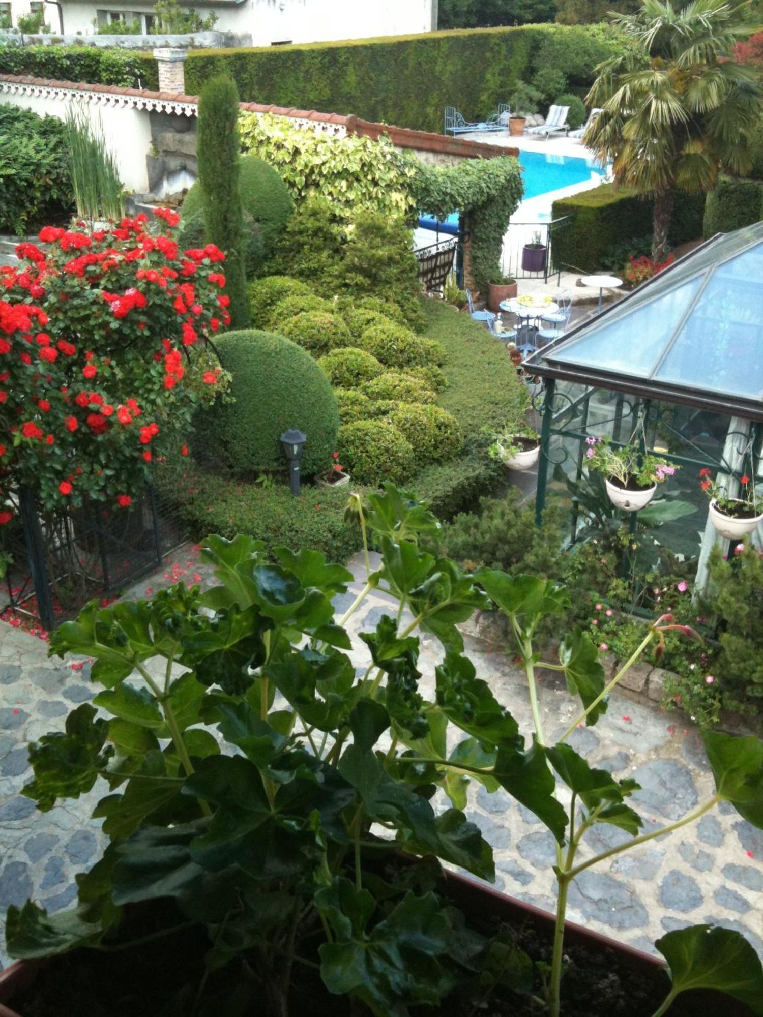 Bed and Breakfast Au Fond De La Cour Veyre-Monton Zewnętrze zdjęcie