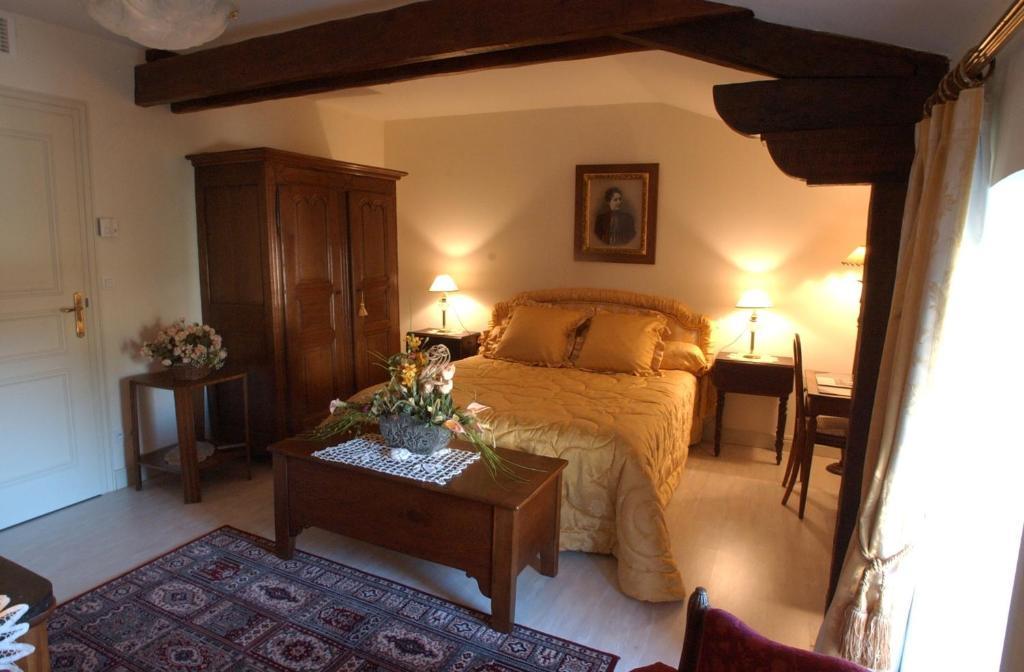 Bed and Breakfast Au Fond De La Cour Veyre-Monton Pokój zdjęcie