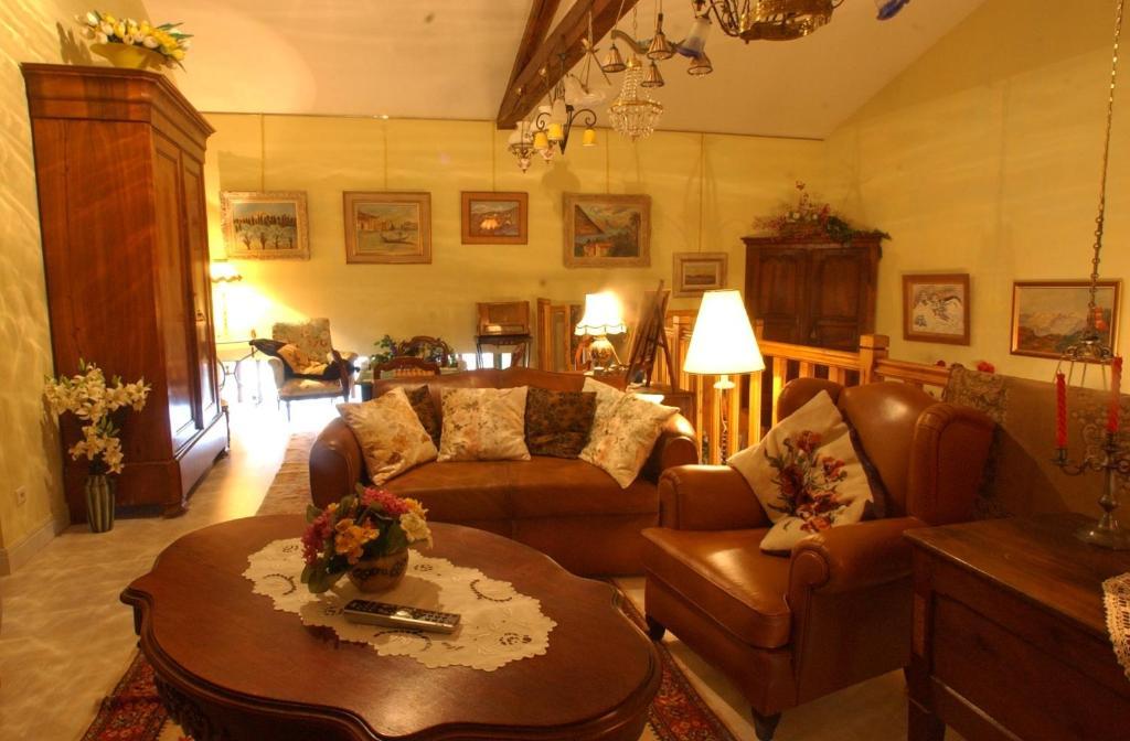 Bed and Breakfast Au Fond De La Cour Veyre-Monton Zewnętrze zdjęcie