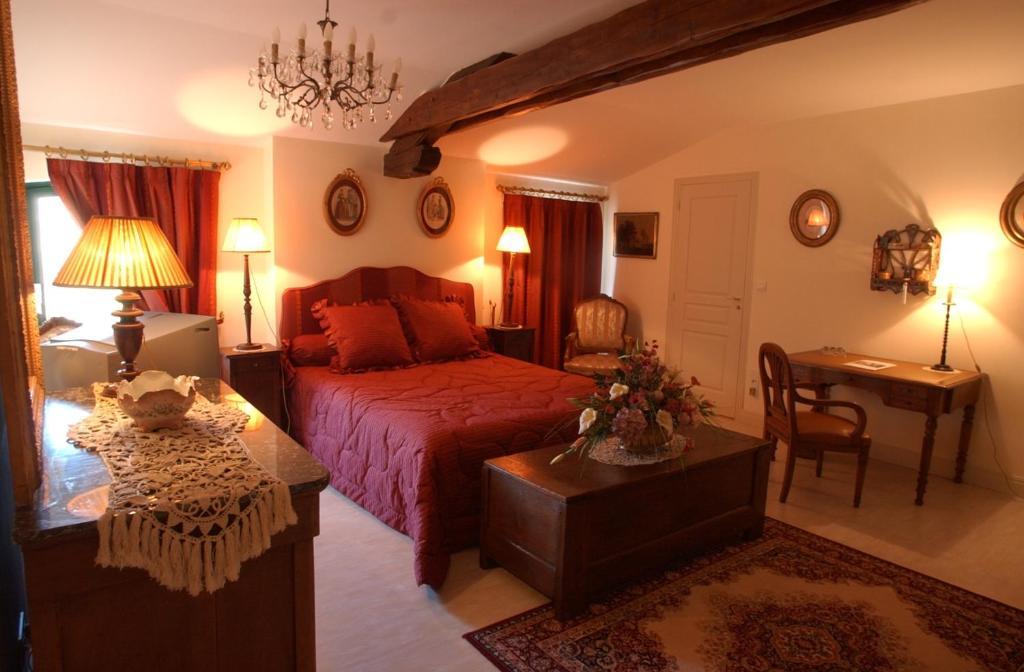 Bed and Breakfast Au Fond De La Cour Veyre-Monton Pokój zdjęcie