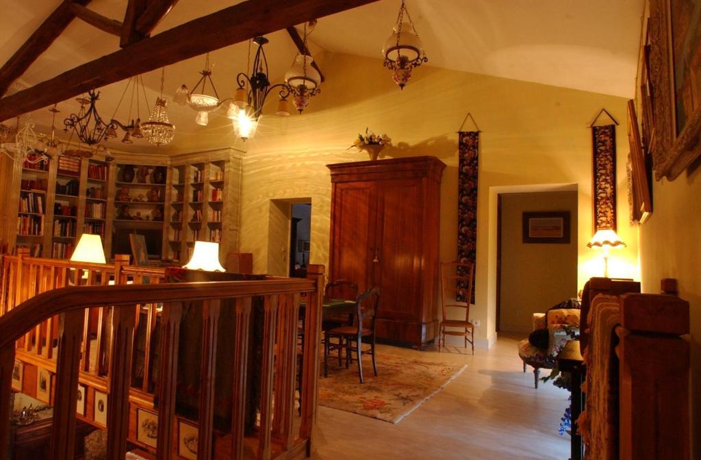 Bed and Breakfast Au Fond De La Cour Veyre-Monton Zewnętrze zdjęcie
