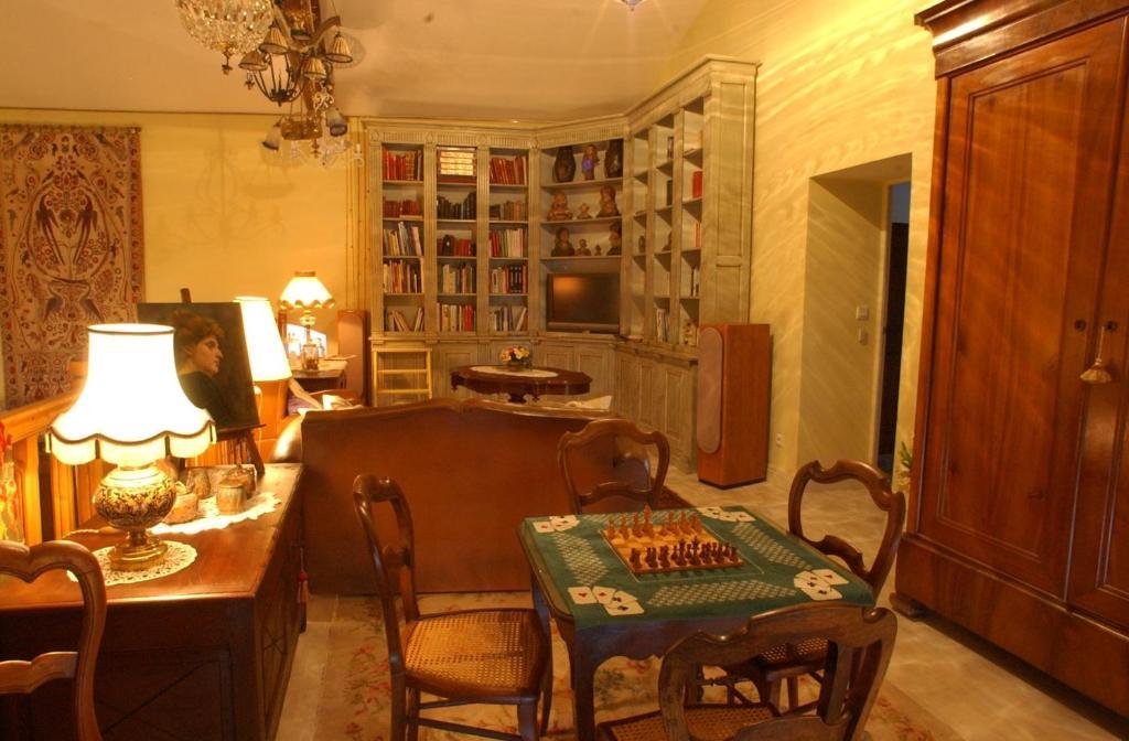 Bed and Breakfast Au Fond De La Cour Veyre-Monton Zewnętrze zdjęcie