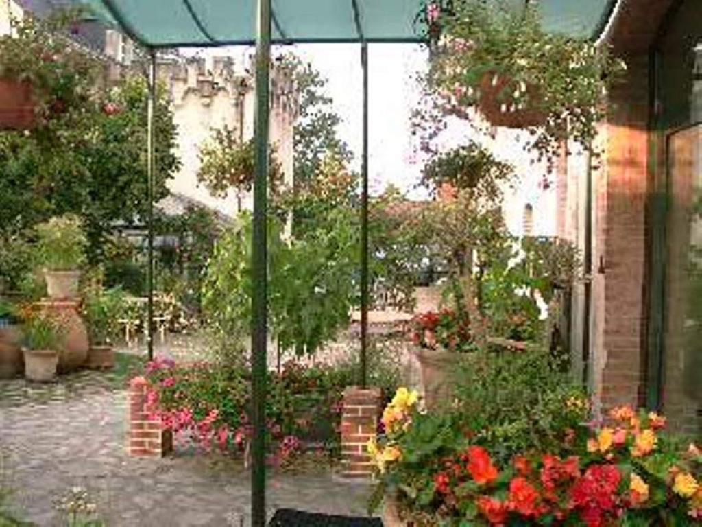 Bed and Breakfast Au Fond De La Cour Veyre-Monton Zewnętrze zdjęcie