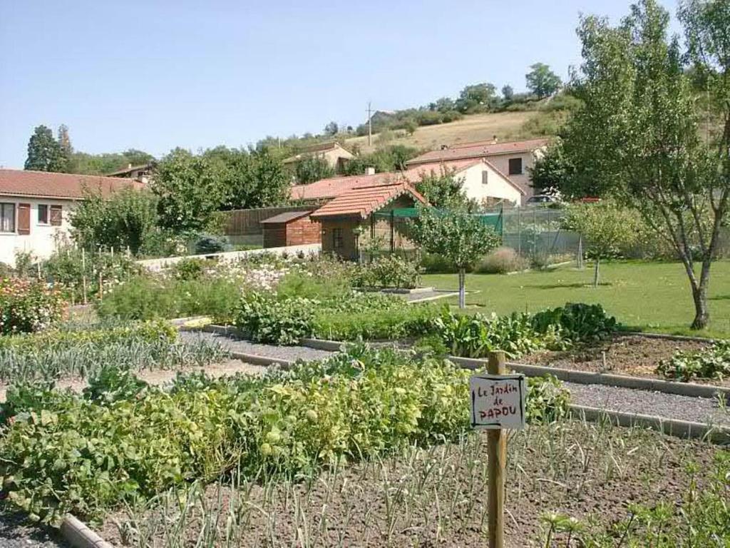 Bed and Breakfast Au Fond De La Cour Veyre-Monton Zewnętrze zdjęcie